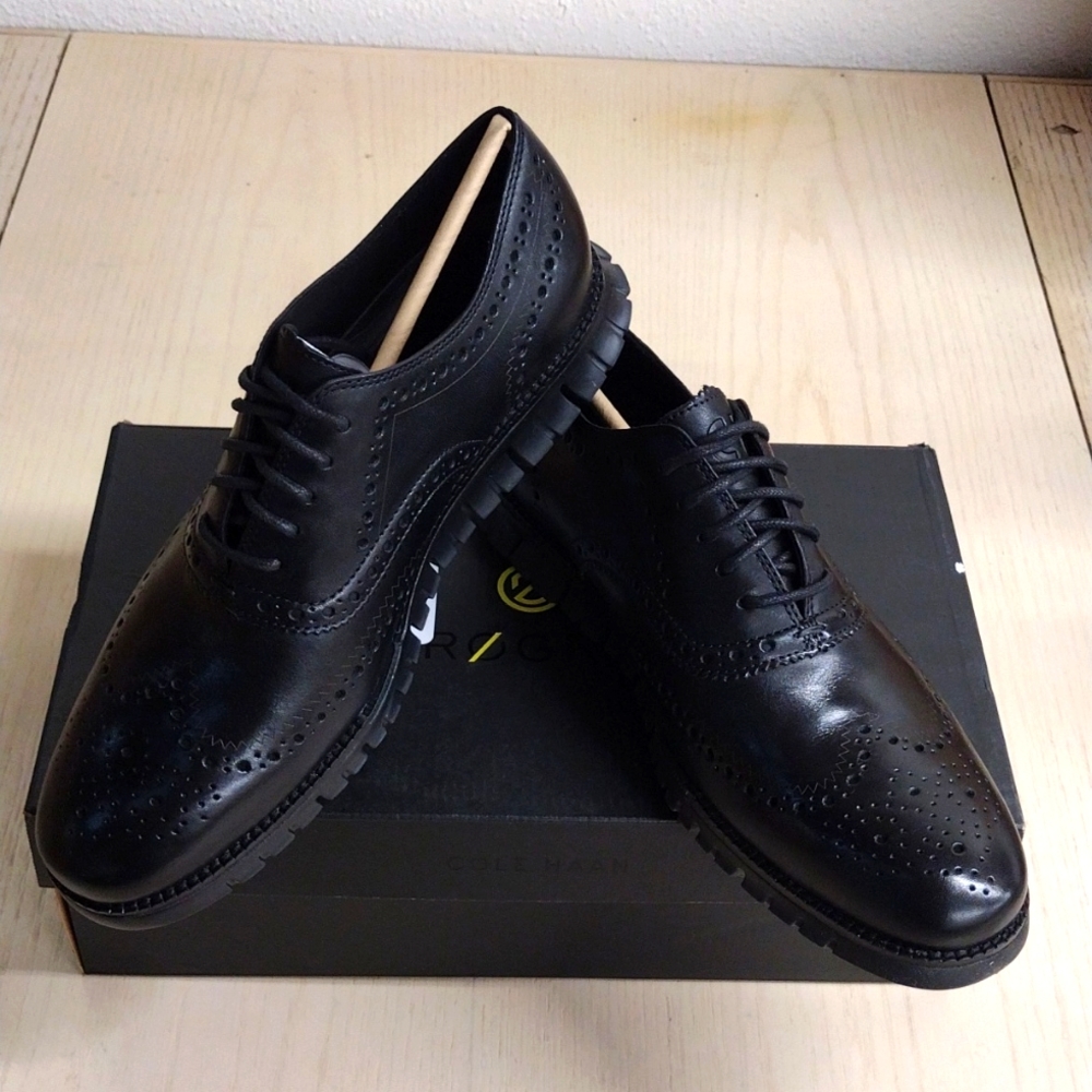 COLE HAAN MEN'S ZEROGRAND WINGTIP LIGHTWEIGHT OXFORD!